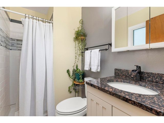 3740 W 8th St, Greeley, CO 80634