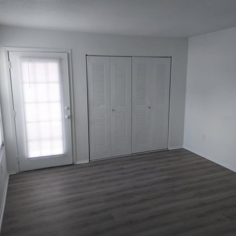 2929 KELLY RIDGE LANE, Tampa, FL 33604