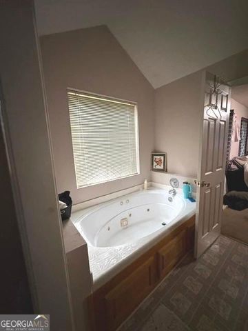 22 Rock Crest Lane, Jefferson, GA 30549