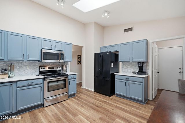 8658 E NATAL Avenue, Mesa, AZ 85209