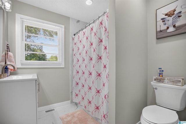 705 VALLEY DRIVE, Weaver, AL 36277