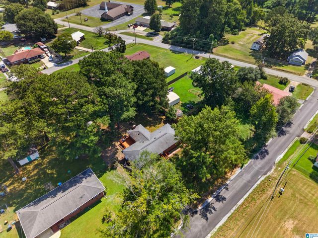 705 VALLEY DRIVE, Weaver, AL 36277