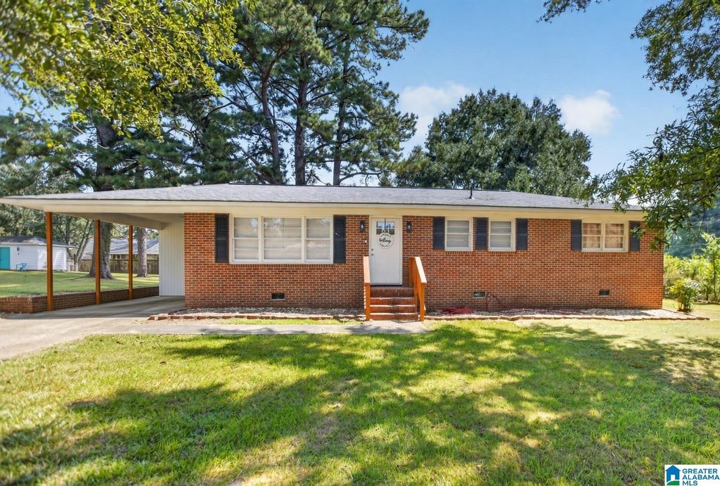 705 VALLEY DRIVE, Weaver, AL 36277