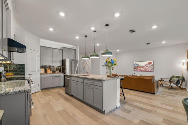 13166 BROOKSIDE MOSS DRIVE, Riverview, FL 33579