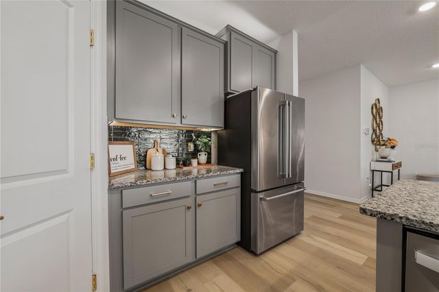 13166 BROOKSIDE MOSS DRIVE, Riverview, FL 33579