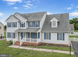 244 MEADOW LN, Bowling Green, VA 22427