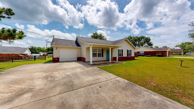 284 Alec Circle, Ozark, AL 36360