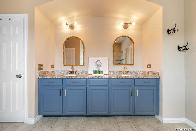 25737 Two Springs, San Antonio, TX 78255