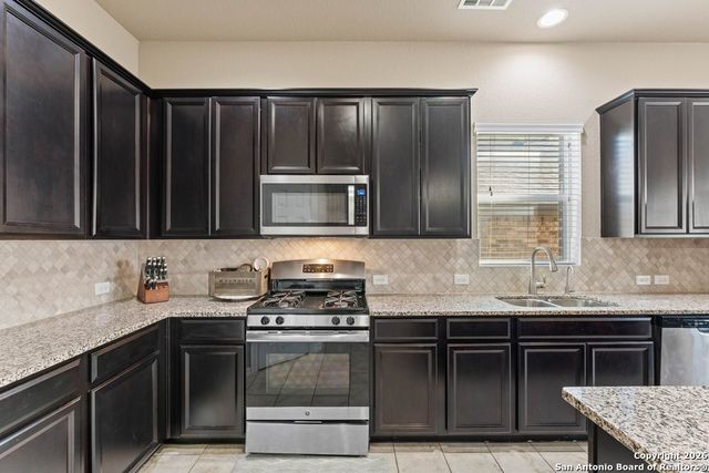 25737 Two Springs, San Antonio, TX 78255