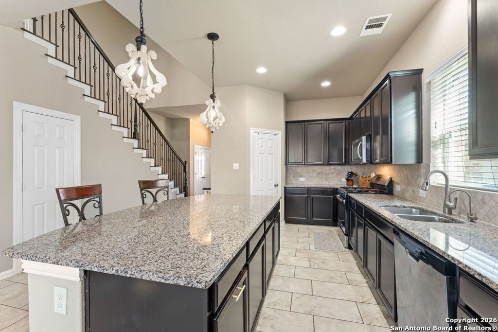 25737 Two Springs, San Antonio, TX 78255