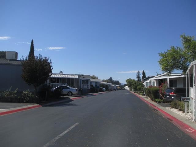 510 Saddle Brook Drive 122, San Jose, CA 95136