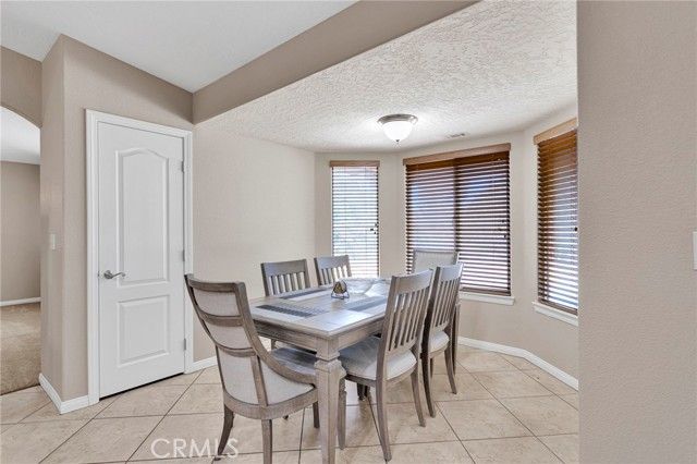 17594 Bangor, Hesperia, CA 92345