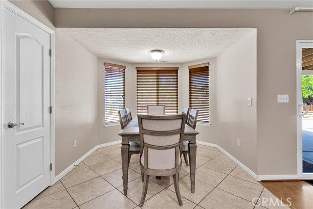 17594 Bangor, Hesperia, CA 92345