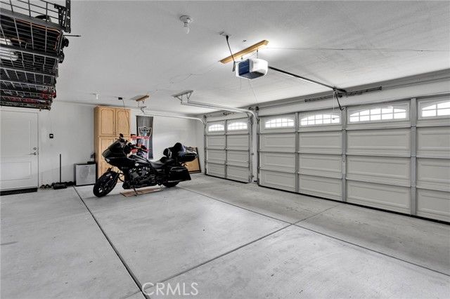 17594 Bangor, Hesperia, CA 92345