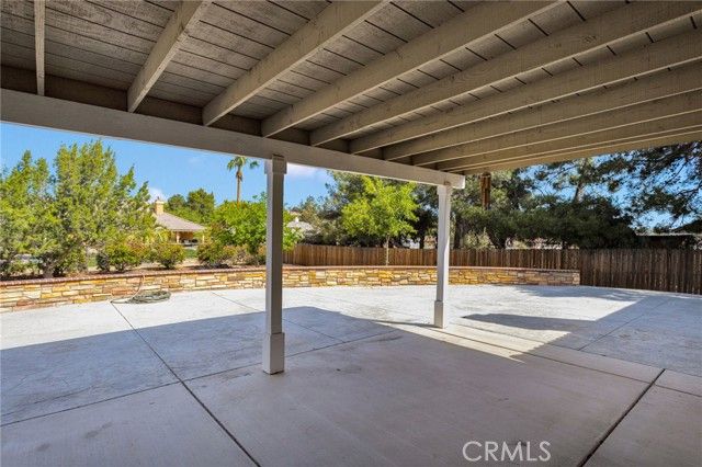 17594 Bangor, Hesperia, CA 92345