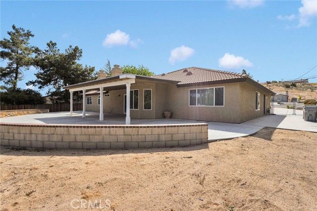 17594 Bangor, Hesperia, CA 92345