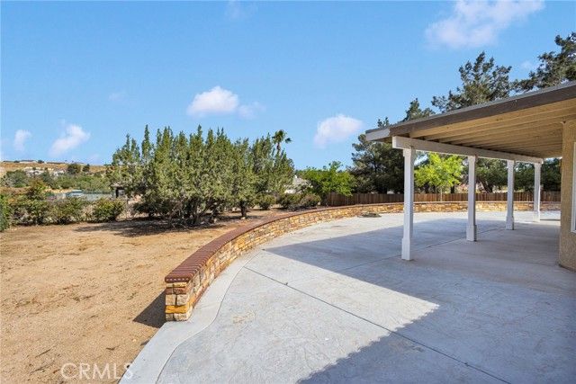 17594 Bangor, Hesperia, CA 92345