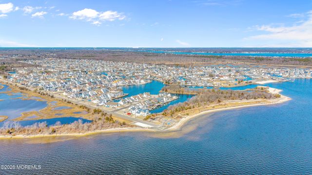 231 Allen Road, Bayville, NJ 08721
