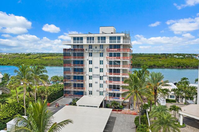 375 Beach Road 201, Tequesta, FL 33469