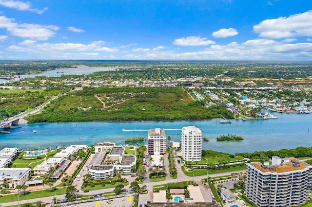 375 Beach Road 201, Tequesta, FL 33469