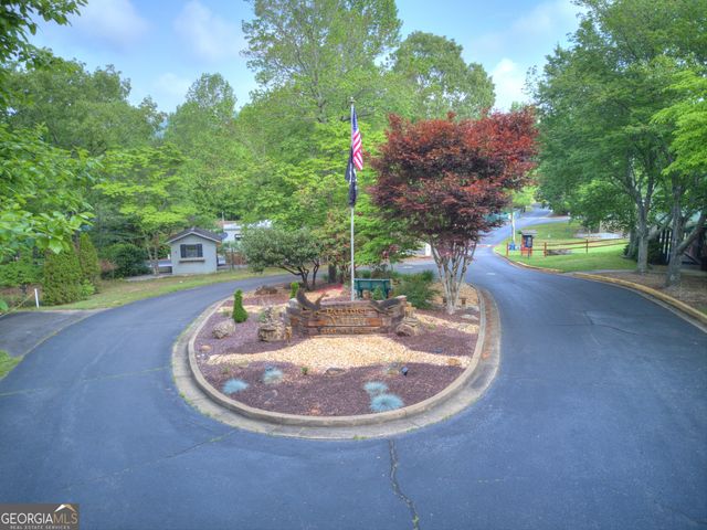 148 Tip Top Circle, Cleveland, GA 30528