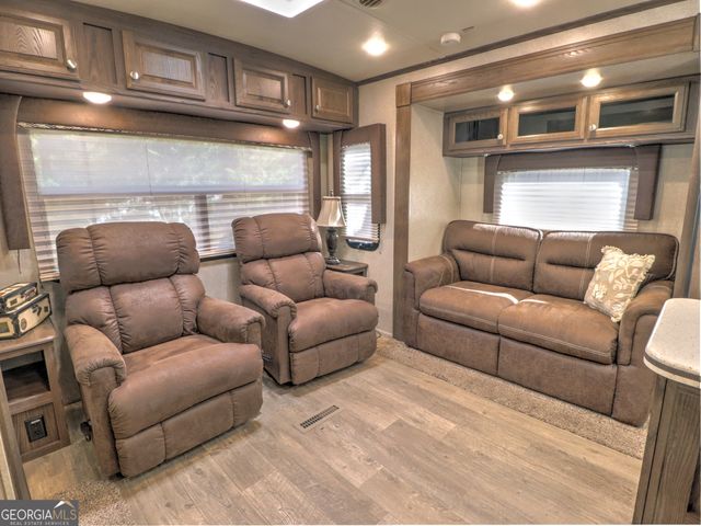 148 Tip Top Circle, Cleveland, GA 30528