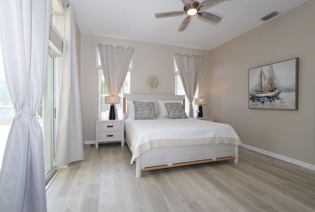 400 Seaside Lane, Juno Beach, FL 33408