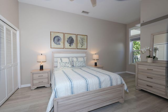 400 Seaside Lane, Juno Beach, FL 33408