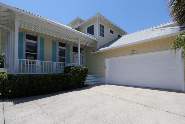 400 Seaside Lane, Juno Beach, FL 33408