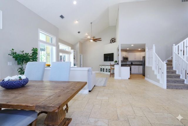 400 Seaside Lane, Juno Beach, FL 33408