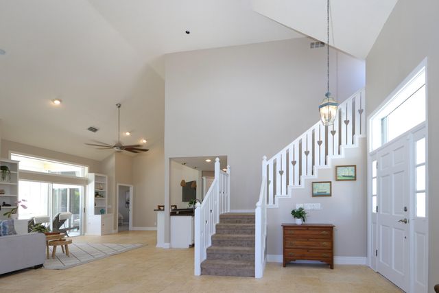400 Seaside Lane, Juno Beach, FL 33408