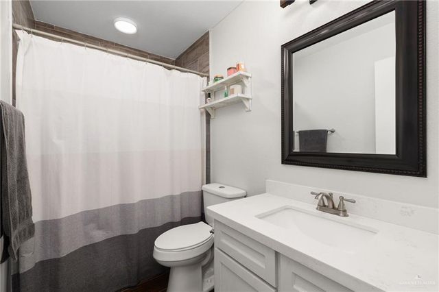 7601 N 21st Street, Mcallen, TX 78504