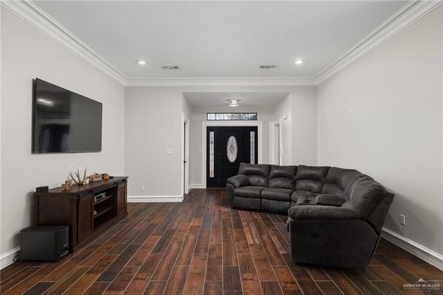 7601 N 21st Street, Mcallen, TX 78504