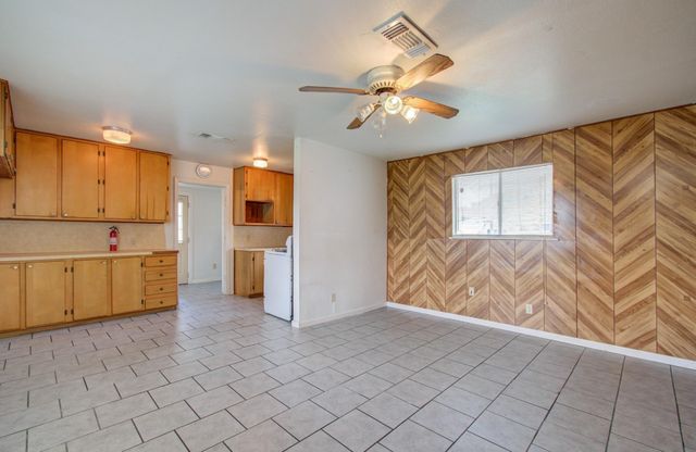 3606 Almeda Genoa Road, Houston, TX 77047