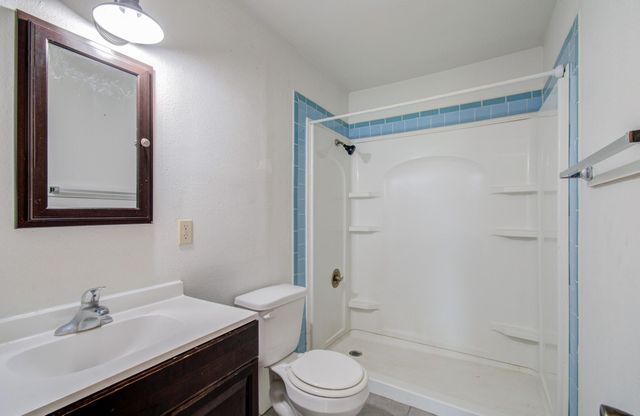 3606 Almeda Genoa Road, Houston, TX 77047