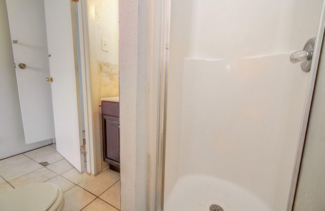 3606 Almeda Genoa Road, Houston, TX 77047