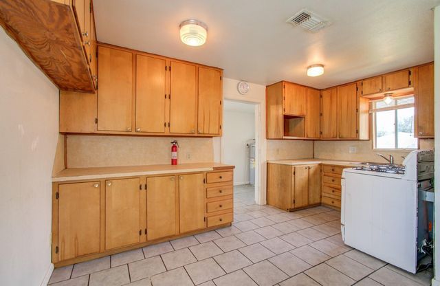 3606 Almeda Genoa Road, Houston, TX 77047