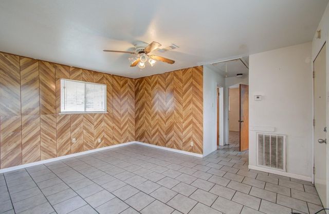 3606 Almeda Genoa Road, Houston, TX 77047