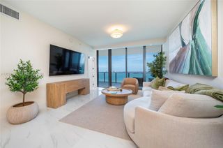 700 NE 24th Street 4306 S, Miami, FL 33137