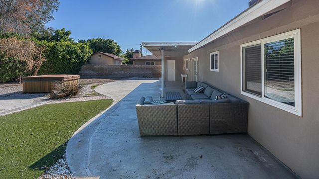 43120 Texas Avenue, Palm Desert, CA 92211