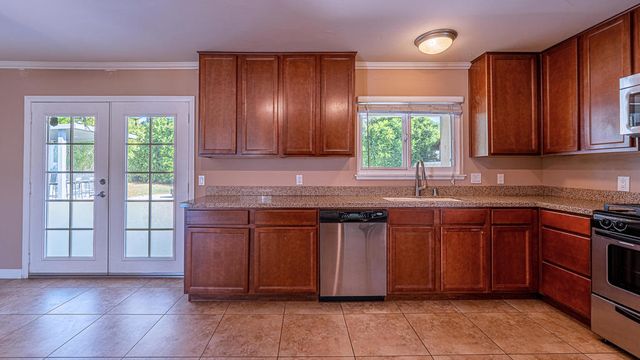 43120 Texas Avenue, Palm Desert, CA 92211