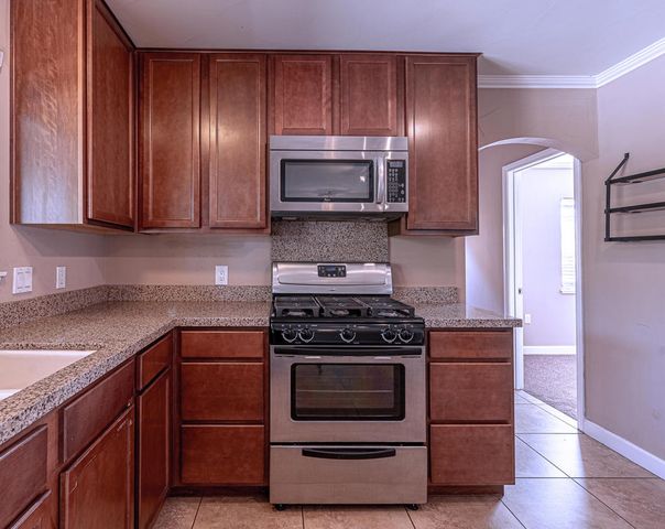 43120 Texas Avenue, Palm Desert, CA 92211