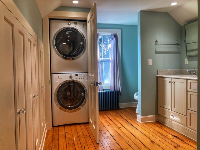 111 Elm Street, Stonington, CT 06378