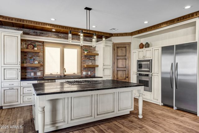 11404 S 38TH Avenue, Laveen, AZ 85339