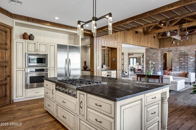 11404 S 38TH Avenue, Laveen, AZ 85339