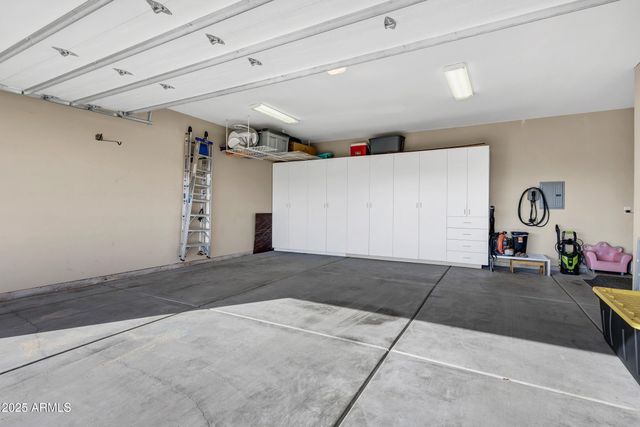 11404 S 38TH Avenue, Laveen, AZ 85339