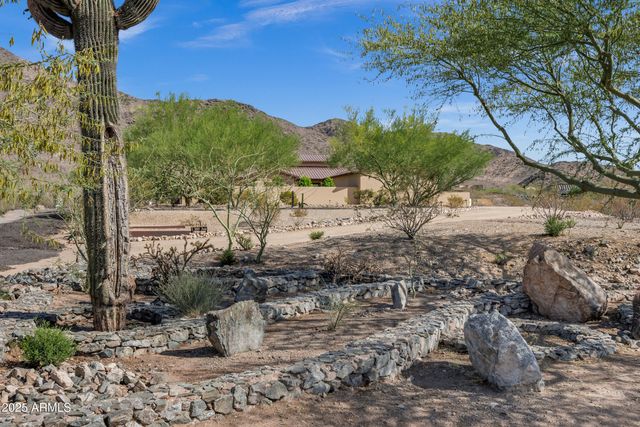 11404 S 38TH Avenue, Laveen, AZ 85339