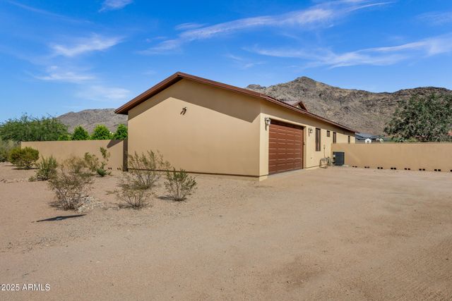 11404 S 38TH Avenue, Laveen, AZ 85339