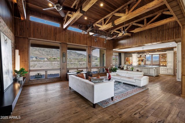 11404 S 38TH Avenue, Laveen, AZ 85339