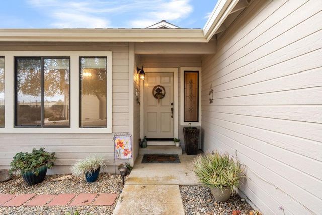 729 Helen Drive, Hollister, CA 95023